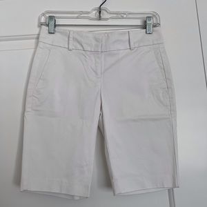 NWOT Ann Taylor White Cotton Shorts Size 00P